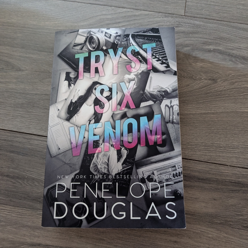 Tryst Six Venom  by Penelope Douglas